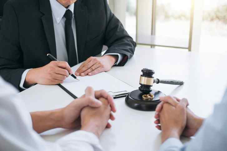 Benefits of Hiring a Divorce Lawyer | Sralla Family Law, PLLC | Call 210-212-5656