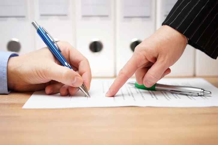 What are writs of habeas corpus and writs of attachment? | Sralla Family Law, PLLC | Call 210-212-5656