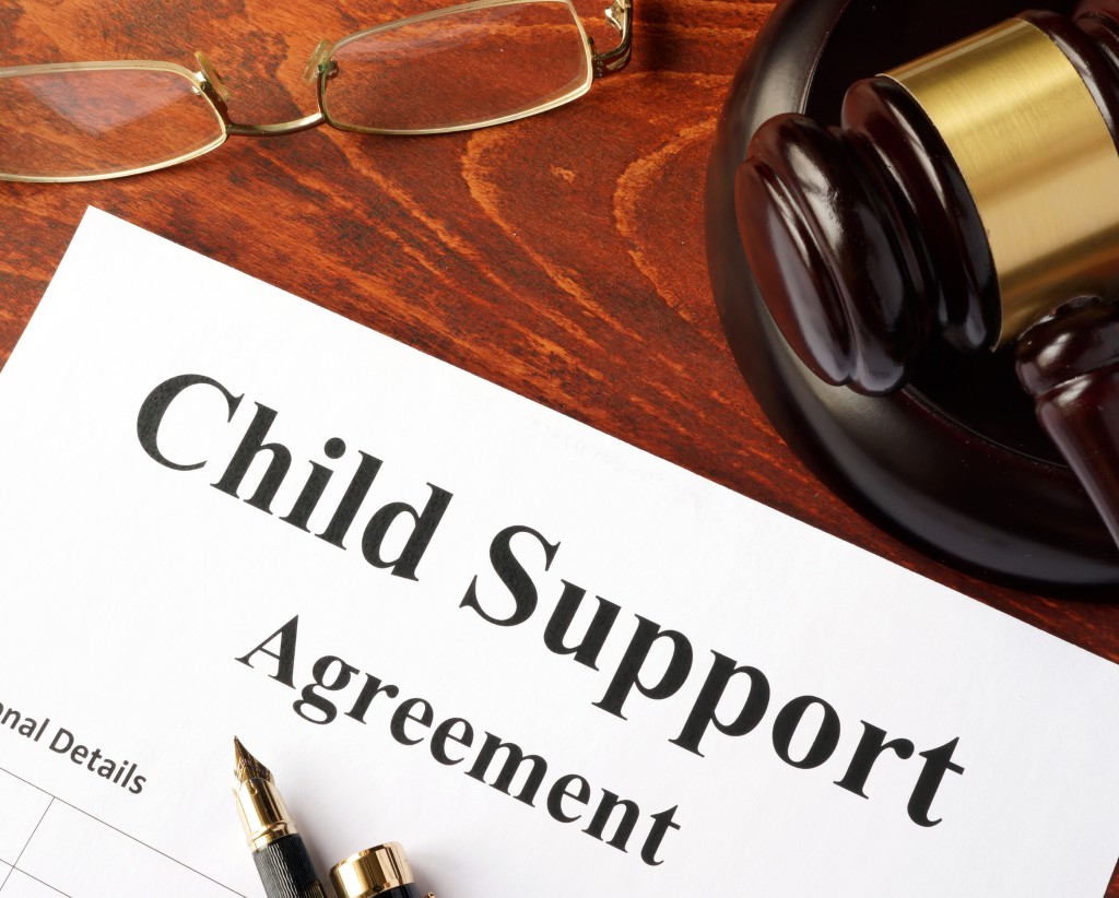 Can child support agreements be made without going to court in San Antonio?