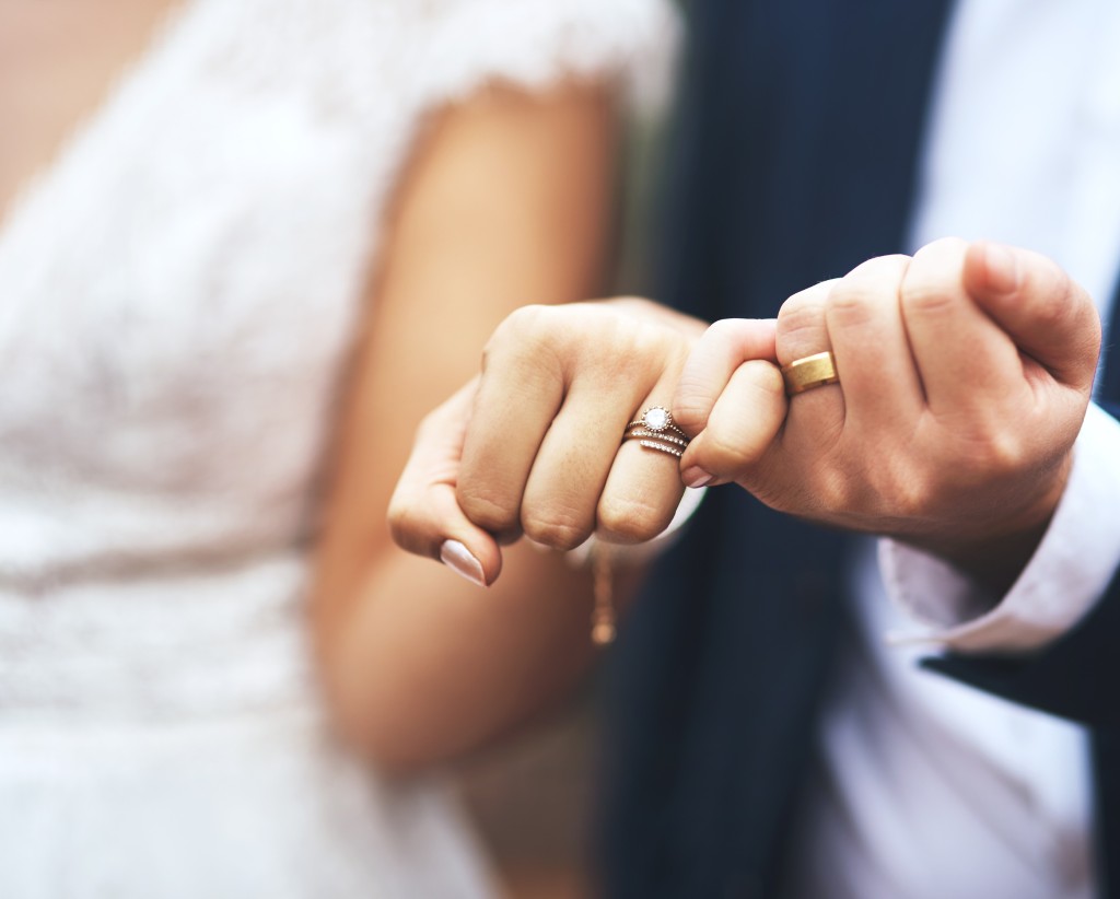 Do common law marriages have the same legal rights as traditional marriages in Texas?